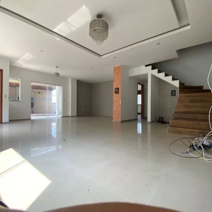 Imagem VENDO CASA AMPLA VILA VALQUREIRE, JACAREPAGUÁ COM 250 m²