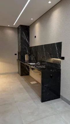Imagem Casa com 3 dormitórios à venda, 223 m² por R$ 980.000,00 - Alto do Trindade - Itumbiara/GO