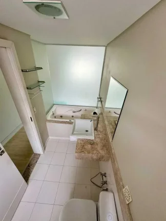 Imagem Apartamento Duplex com 3 suítes no Centro de Balneário Camboriú