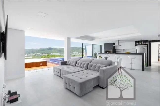 Imagem Casa Alto Padrão na Trindade