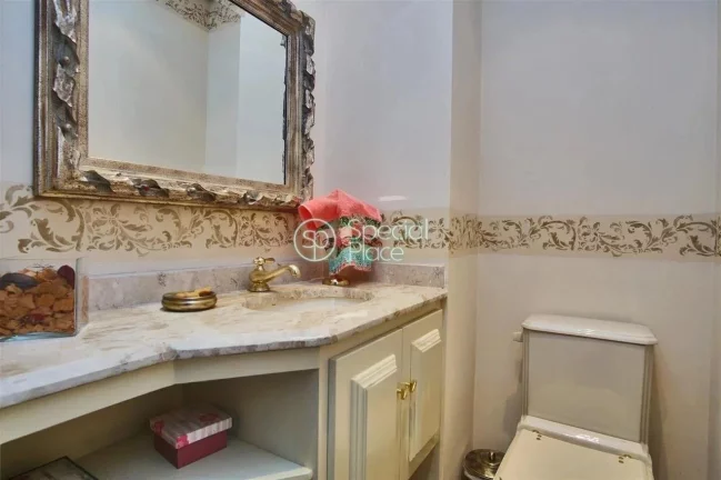 Imagem Apartamento ensolarado, prédio recuado, com linda vista, 200 metros, 4 dormitórios, 4 suítes, 4 v...