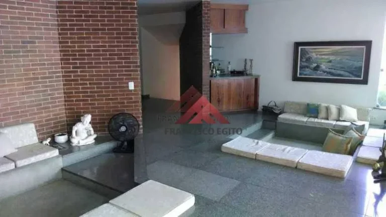 Imagem Casa com 2 dormitórios à venda, 440 m² por R$ 1.900.000,00 - Santa Rosa - Niterói/RJ