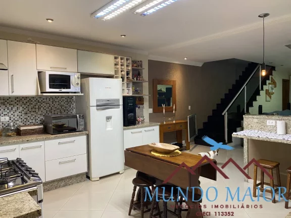 Imagem Sobrado à Venda com 3 Suítes + Área Gourmet Aceita Imóvel em Santo Andr?(C)!