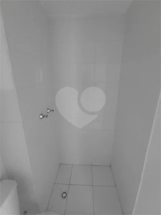 Imagem Apartamento à venda com 2 quartos no condomínio Plug Morumbi, São Paulo - SP