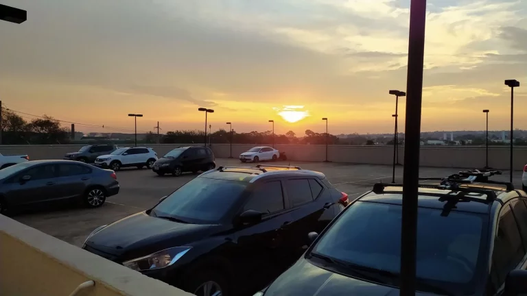 Imagem Apartamento com 59 m² com sala 2 ambientes, cozinha com armário, 2 dormitórios sendo 1 suíte, ba...