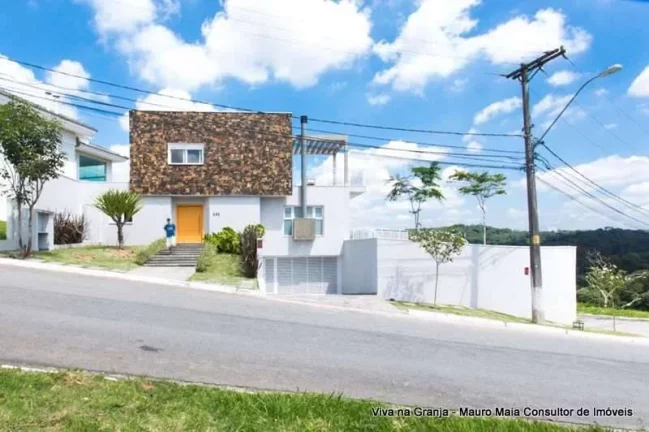 Imagem Cond São Paulo II - Nova, moderna, vista p/ o campo de golf! R$4.450.000
