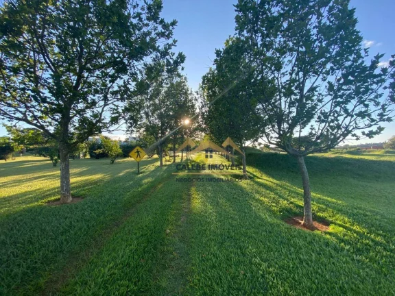 Imagem Chácara com 5 dormitórios à venda, 27000 m² por R$ 2.700.000,00 - Bairro dos Mirandas - Tatuí/SP