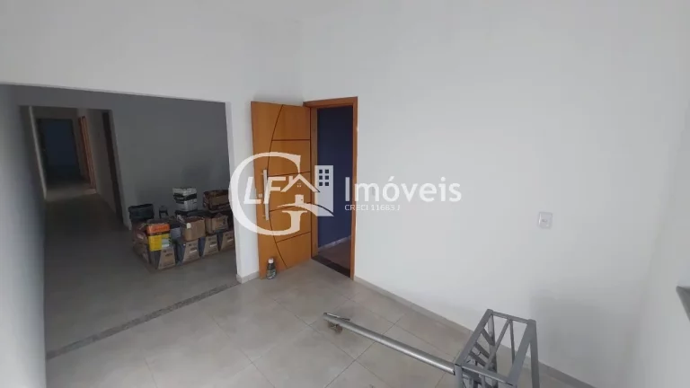 Imagem Imperdível: Casa à venda em Campo Grande-MS, bairro Nova Lima, 3 quartos, 1 suíte, 1 sala, 2 banheiros, 2 vagas, 90m².