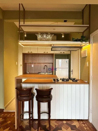 Imagem Apartamento Porteira fechada Frente Praia com 1 dormitório à venda, 67 m² por R$ 710.000 - Gonzaga - Santos/São Paulo