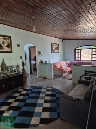 Imagem Sítio com 3 quartos, 13000m2, à venda