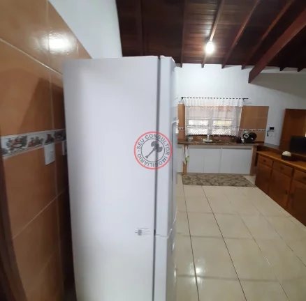 Imagem CASA Terrea escritura definitiva com varanda ,2 suites, lavabo, area gourmet,piscina , garagem para 5 carros e duas kitnets