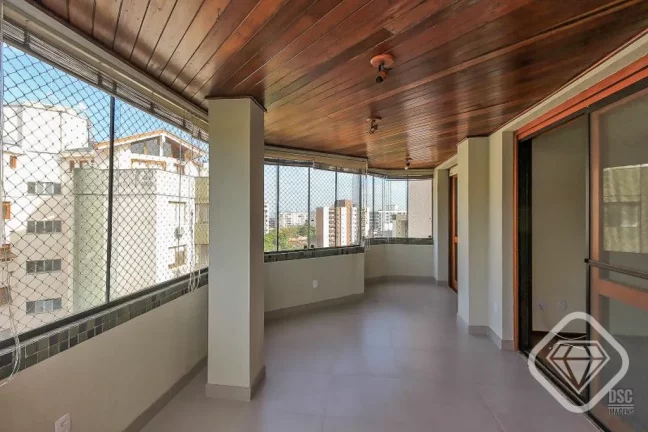 Imagem Linda cobertura com vista panorâmica para o Guaíba - conforto e sol o dia todo!

A Brilhante Imóv...