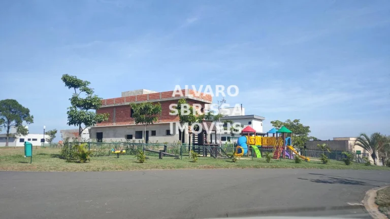 Imagem Dois lotes juntos para venda no Condomínio Villas do Golfe em Itu/SP