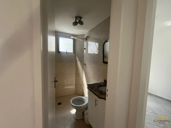 Imagem Apartamento à venda e locação na Rua Zuferey próximo a Faculdade de Medicina