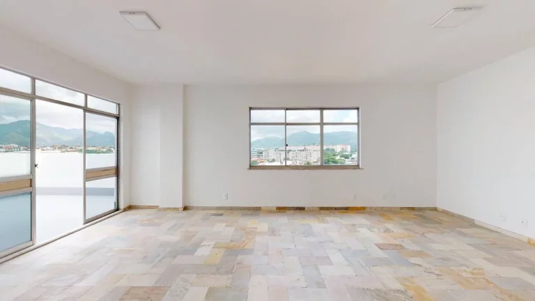 Imagem Cobertura à venda 3 quartos, com 300m² Taquara - Rio de Janeiro