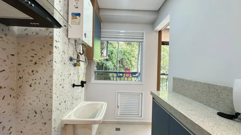 Imagem Apartamento novinho lindamente decorado, no Marapé em Santos. 2 quartos sendo 1 asuite, varanda, lazer completo. 30 itens de lazer