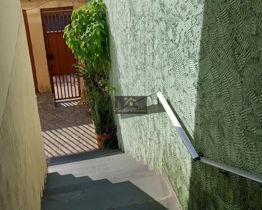 Imagem ÓTIMO IMÓVEL ENSOLARADO 2 SOBRADOS 219,00 M ÁREA CONSTRUÍDA 5 QUARTOS 3 BANHEIROS PORTÃO AUTOMÁTICO CHURRASQUEIRA PERMUTA APARTAMENTO MENOR VALOR