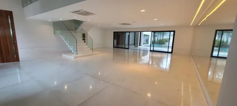 Casa com 4 Quartos à Venda, 700 m² em Barra Da Tijuca - Rio De Janeiro