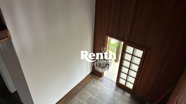 Imagem Sobrado com 3 dormitórios à venda, 296 m² por R$ 750.000,00 - Alto do Santana - Rio Claro/SP