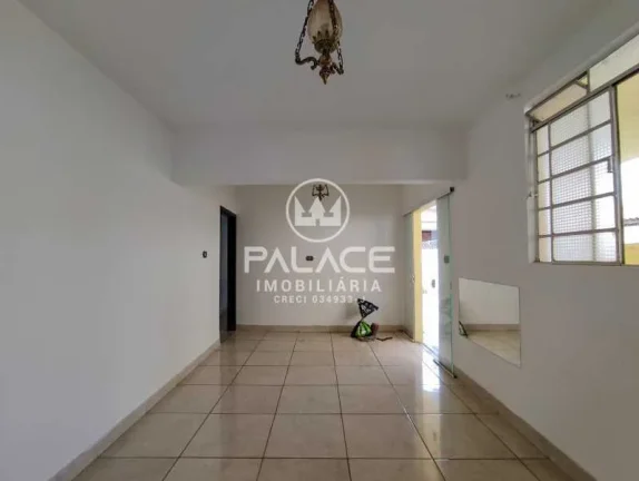 Imagem Excelente casa térrea com localização privilegiada no bairro Paulista em Piracicaba SP.
 Imóvel ...