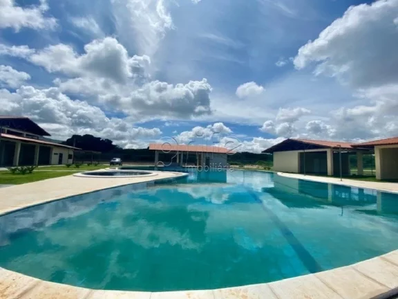 Imagem VENDO LOTE no melhor loteamento fechado da Pacatuba. O lugar ideal para você e sua família realiza...