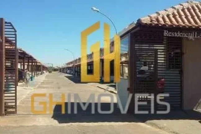 Imagem Sobrado com 3 quartos no Condomínio Las Vegas, em terreno com 200m² com 130m² de área construíd...