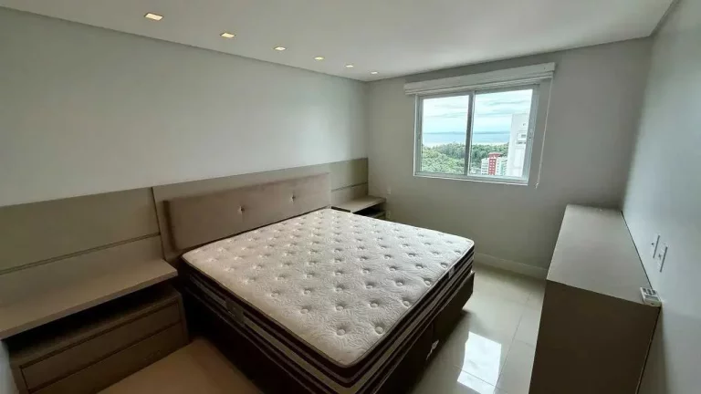 Imagem Apartamento mobiliado e Decorado com 3 suítes, 3 vagas na Barra Norte em Balneário Camboriú