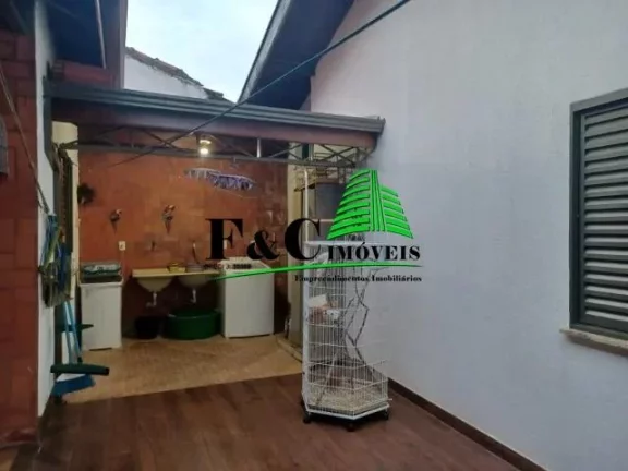 Imagem Casa para Venda em Limeira, Jardim Hortência, 4 dormitórios, 1 suíte, 2 banheiros, 2 vagas