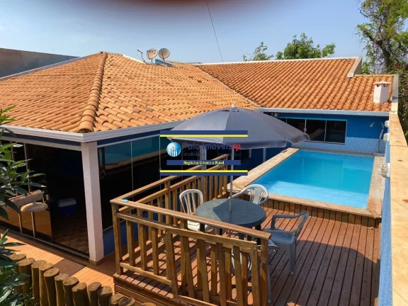 Imagem Rancho vende R$ 500.000 Club Naútico Miguelópolis - SP, 3 quartos sendo 1 suíte, piscina, churrasqueira.
