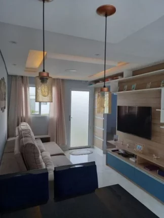 Imagem Sobrado com 2 dormitórios à venda, 60 m² por R$ 490.000,00 - Vila Colorado - Suzano/SP