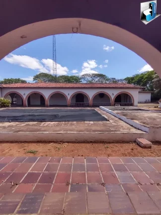 Imagem Sítio 18,5 ALQUEIRES a venda na estrada municipal de Tatuí/SP.