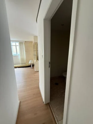Imagem Apartamento Higienópolis - 160M², 3 Dorms, 1 Suíte, 2 Vagas, Armários.