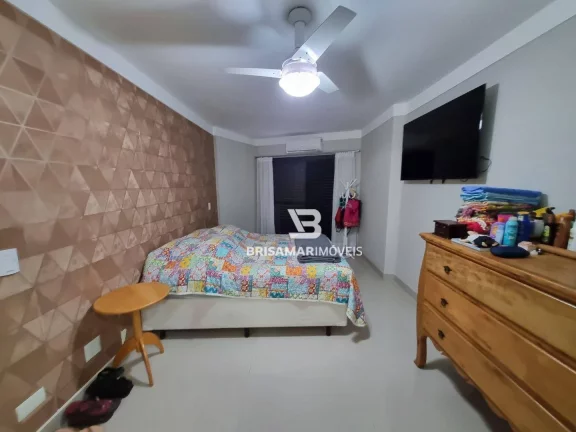 Imagem PITANGUEIRAS- BELÍSSIMO APARTAMENTO TOTALMENTE REFORMADO E DECORADO, 02 VAGAS DE GARAGEM NO PRÉDIO, MARAVILHOSA ÁREA DE LAZER .