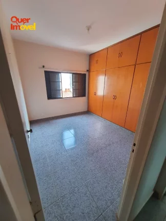 Imagem Sobrado à Venda em Ribeirão Preto-SP Residencial e Comercial Palmares 5 Quartos, 1 Suíte, 4 Banheiros 250m² 4 Vagas