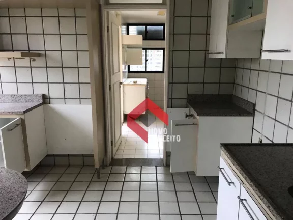 Imagem Apartamento à venda, 198 m² por R$ 750.000,00 - Meireles - Fortaleza/CE