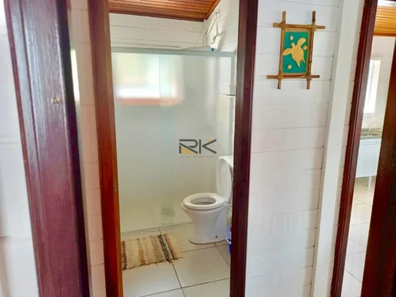 Imagem CASA A VENDA NAS TONINHAS COM 2 DORMITÓRIOS SENDO 1 SUÍTE,SALA DE ESTAR,COZINHA E 2 VAGAS DE GARAGEM