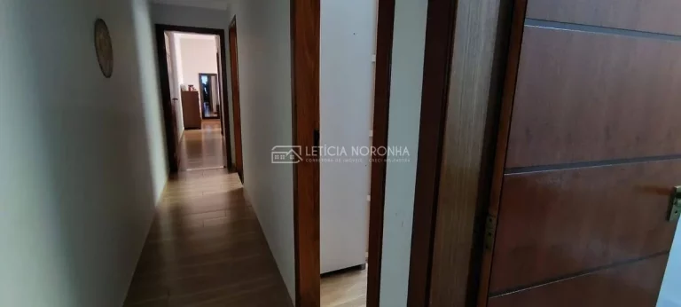 Imagem Casa à Venda