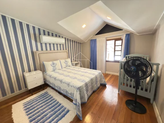 Imagem CASA EM PEDRA AZUL