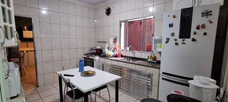 Imagem Vende, São 2 Casas 247,5m² (5 X 49,5mts) 4 Dormitórios, 2 Banheiros, 1 Vaga no Jardim Zaíra 3, Mauá-SP