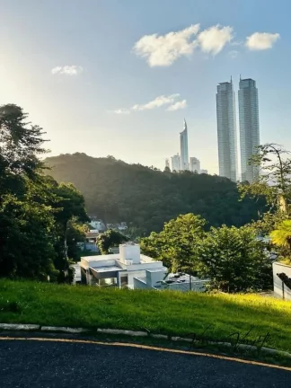 Imagem Terreno para Venda em Balneário Camboriú / SC no bairro Barra