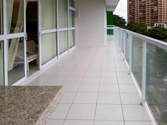 Imagem Apartamento com 4 dormitórios, 220 m² - venda ou alugueL - Pitangueiras - Guarujá/SP