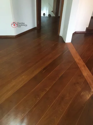 Imagem Apartamento a venda na Mooca, 3 dormitórios, 2 vagas de garagem e depósito, 156 metros.