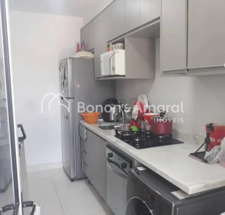 Imagem Apartamento de 57m² completo em armários planejados e com ar condicionado na sala e nos quartos. S...