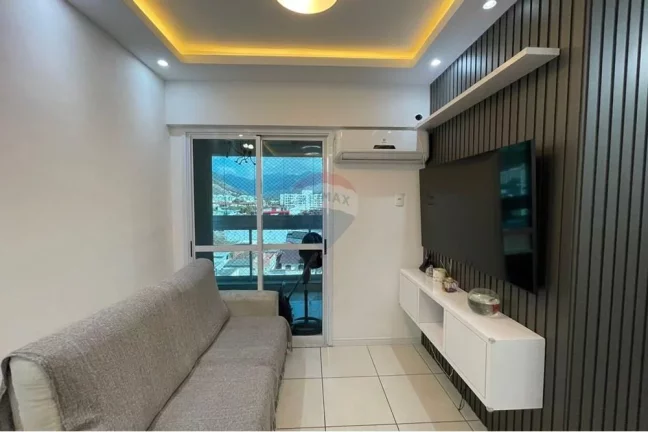 Imagem Apartamento á venda com 2 quartos com 1 suíte, 60m² na Taquara - Rio de Janeiro