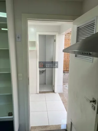 Imagem Casa 3 suítes em Vargem Grande com RGI