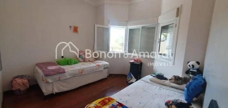 Imagem Lindo e confortável sobrado, com projeto moderno. A residência possui piso térreo com Hall de ent...