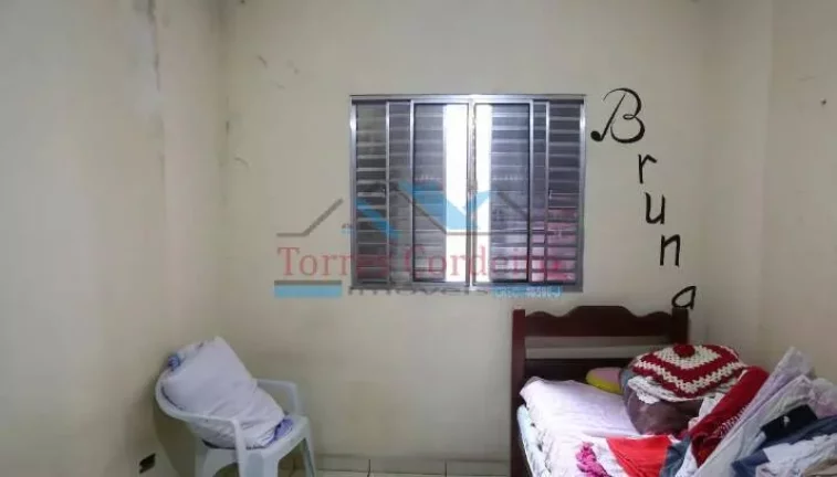 Imagem Sobrado com 3 dorm. + 2 vagas cobertas - Jd. Santos Dumond