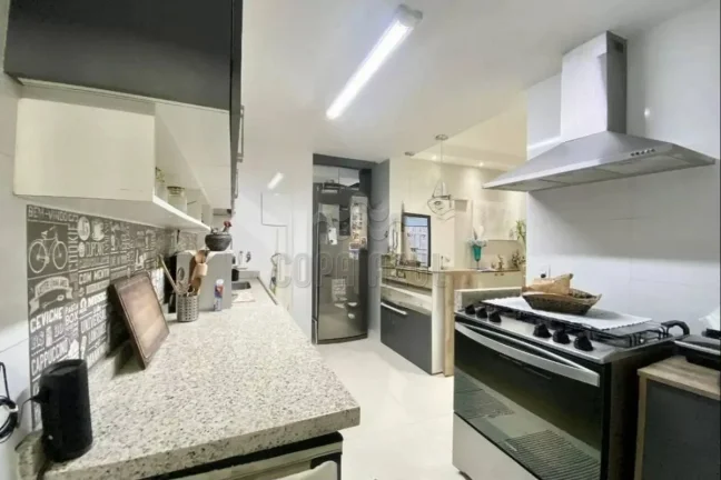 Imagem Copacabana - Residencial › Apartamento com 4 quarto(s) a Venda