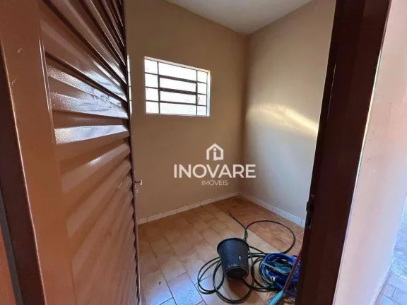 Imagem Casa com 3 dormitórios à venda, 160 m² por R$ 350.000,00 - Setor Social - Itumbiara/GO