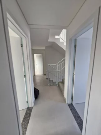 Imagem Apartamento no Cajuru Com 1 Quarto em Fase de Pintura A partir 209 mil